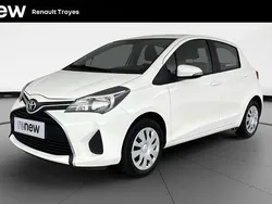 Blanc Utilisé 2017 Toyota Yaris Active Citadine | 8 799 € (Prix juste)