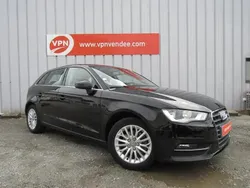 Noir Utilisé 2016 Audi A3 Ambiente Berline | 13 990 € (Super prix)