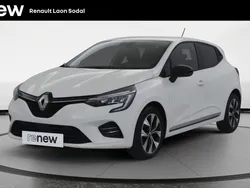 Blanc Utilisé 2022 Renault Clio V Evolution Citadine | 16 499 € (Prix juste)