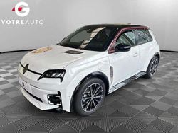 Blanc Utilisé 2025 Renault R5 Iconic Citadine | 33 900 € (Prix juste)