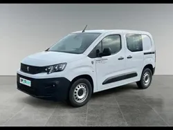 Blanc Utilisé 2023 Peugeot Partner S Monospace | 16 990 €
