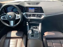 Mineralweiss métallisé Utilisé 2021 BMW 420 M Sport Coupé | 39 900 € (Prix assez cher)