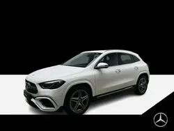 Blanc Utilisé 2024 Mercedes GLA200 AMG line SUV | 44 400 € (Prix juste)