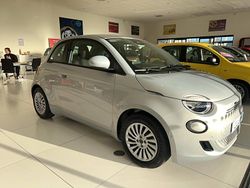 Nouvelle 2025 Fiat 500 Collezione Citadine | 24 990 €