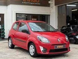 Rouge Utilisé 2011 Renault Twingo Authentique Citadine | 4 990 € (Prix assez cher)