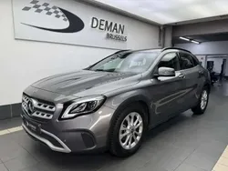 Gris Utilisé 2019 Mercedes GLA180 Style SUV | 23 500 € (Prix juste)