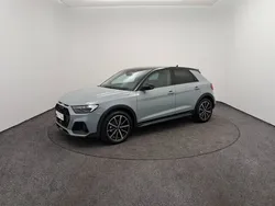 Gris flèche nacré Utilisé 2021 Audi A1 Design Citadine | 27 900 € (Prix juste)