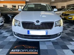 Blanc Utilisé 2014 Skoda Superb Ambition Berline | 9 990 €