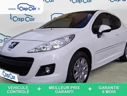 Blanc Utilisé 2013 Peugeot 207 Access Citadine | 8 290 € (Prix juste)