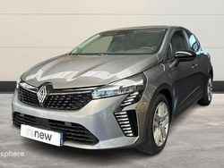 Gris Utilisé 2024 Renault Clio V Evolution Berline | 16 499 € (Prix juste)