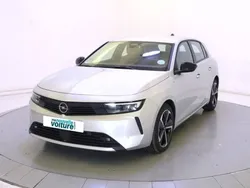 Gris Utilisé 2024 Opel Astra Berline | 25 990 € (Prix juste)