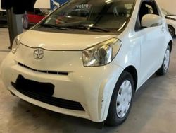 Blanc Utilisé 2010 Toyota iQ Citadine | 6 990 € (Bon prix)