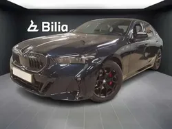 Bleu Utilisé 2023 BMW 520 Sport Line Berline | 59 990 € (Prix juste)