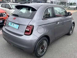 Gris Utilisé 2022 Fiat 500e Red Citadine | 12 990 € (Bon prix)