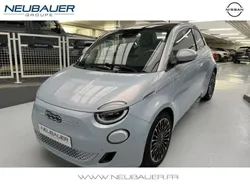 Celestial blue tricouche Utilisé 2021 Fiat 500e La Prima Berline | 18 490 € (Prix assez cher)