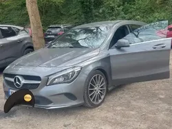 Gris Utilisé 2017 Mercedes CLA220 Shooting Brake Break | 17 990 € (Prix juste)