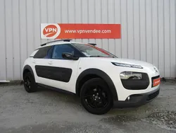 Utilisé 2015 Citroën C4 Cactus Shine Citadine | 7 990 € (Prix juste)