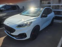 Blanc Utilisé 2023 Ford Kuga ST-Line X SUV | 39 889 €