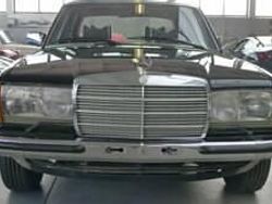 Noir Utilisé 1978 Mercedes 280 Berline | 5 950 €