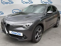 Utilisé 2017 Alfa Romeo Stelvio Lusso SUV | 17 730 € (Prix cher)