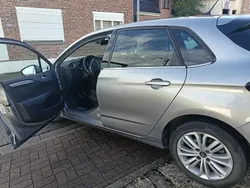 Utilisé 2017 Citroën C4 Berline | 8 200 € (Prix assez cher)