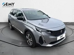 Gris Utilisé 2023 Peugeot 5008 Allure Monospace | 28 960 € (Prix juste)