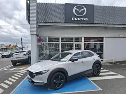 Blanc Nouvelle 2025 Mazda CX-30 Nagisa SUV | 33 850 € (Prix juste)