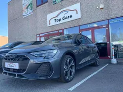Gris Nouvelle 2025 Audi A3 Sportback Sport Citadine | 47 169 € (Prix assez cher)