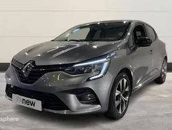 Utilisé 2023 Renault Clio V Evolution Berline | 15 299 € (Prix juste)