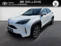 Blanc Utilisé 2023 Toyota Yaris Hybrid Design | 23 480 € (Prix juste)