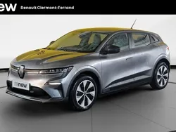 Gris Utilisé 2023 Renault Mégane Evolution Berline | 26 490 € (Prix juste)