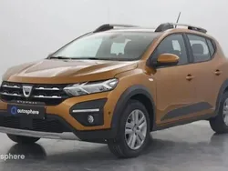 Orange Utilisé 2023 Dacia Sandero Comfort Citadine | 15 799 € (Prix juste)
