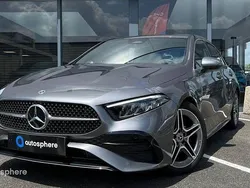 Gris Nouvelle 2024 Mercedes A200 AMG line Berline | 35 999 € (Super prix)