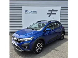 Bleu Utilisé 2024 Dacia Sandero Expression Citadine | 16 990 € (Prix assez cher)