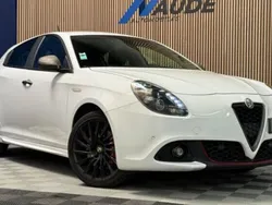 Utilisé 2016 Alfa Romeo Giulietta Lusso Citadine | 9 990 € (Prix juste)