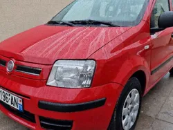 Rouge Utilisé 2012 Fiat Panda Citadine | 4 450 € (Prix juste)