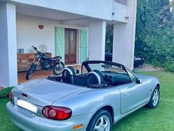 Gris Occasion 2004 Mazda MX5 Cabriolet | 7 000 €