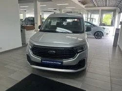 Gris Utilisé 2024 Ford Tourneo Viva | 38 990 €