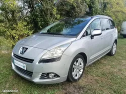 Gris Utilisé 2012 Peugeot 5008 Allure Monospace | 7 990 €