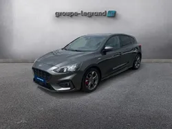 Gris Utilisé 2022 Ford Focus ST-Line X Berline | 17 690 € (Prix juste)