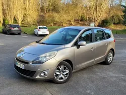 Beige Utilisé 2011 Renault Grand Scénic III Expression Monospace | 3 400 €