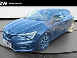 Gris Utilisé 2022 Renault Mégane IV Intens Berline | 19 990 € (Prix juste)