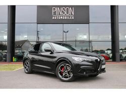 Noir Utilisé 2024 Alfa Romeo Stelvio Veloce SUV | 38 990 € (Prix juste)