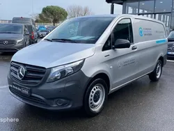 Argent adamantin métallisée Utilisé 2023 Mercedes e-Vito Monospace | 27 390 € (Bon prix)