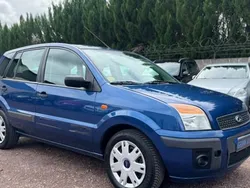 Utilisé 2007 Ford Fusion Monospace | 4 490 €