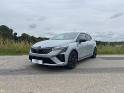 Gris Utilisé 2024 Renault Clio V Esprit Alpine Berline | 23 490 € (Prix cher)