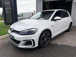 Blanc Utilisé 2017 VW Golf VII GTE Berline | 18 490 € (Prix assez cher)