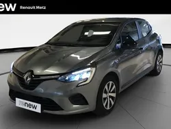 Gris Utilisé 2023 Renault Clio V Equilibre Citadine | 16 499 €