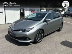 Utilisé 2017 Toyota Auris Hybrid Design Berline | 15 900 € (Prix juste)