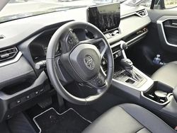 Bleu Utilisé 2024 Toyota RAV4 Hybrid Lounge SUV | 40 000 € (Bon prix)